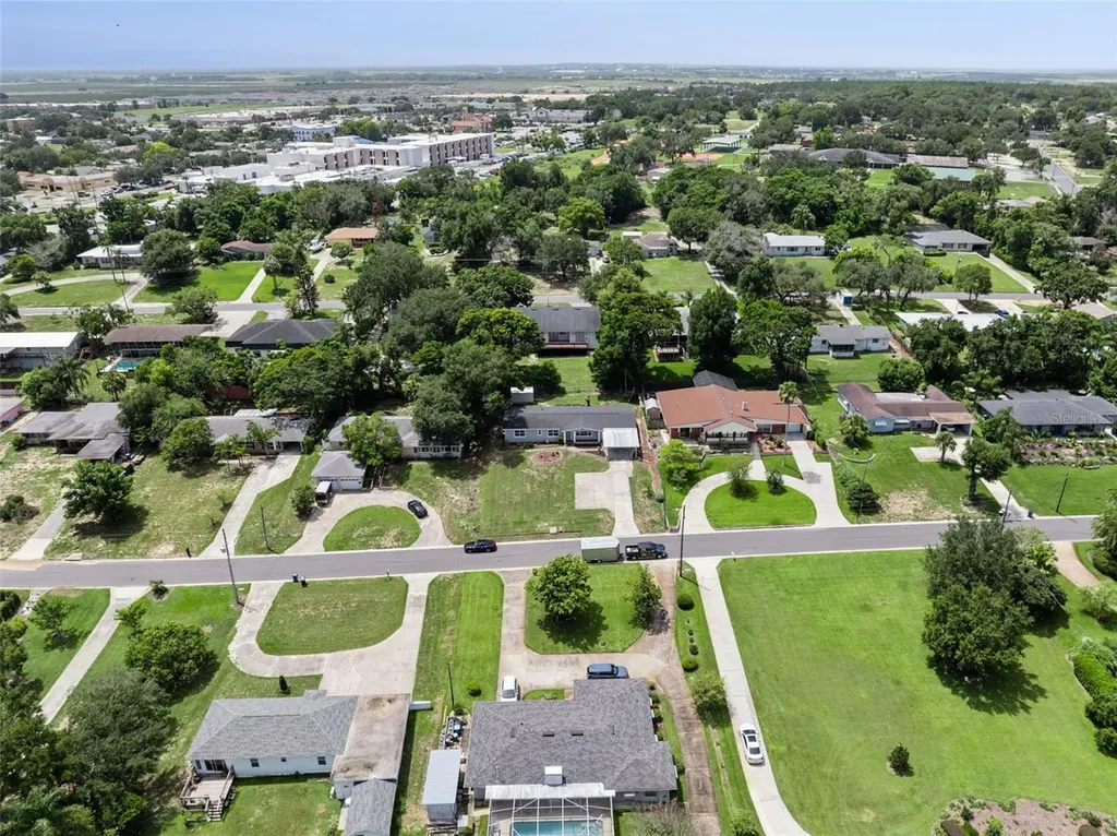 1024 Sunset Drive Lake Wales FL 33853