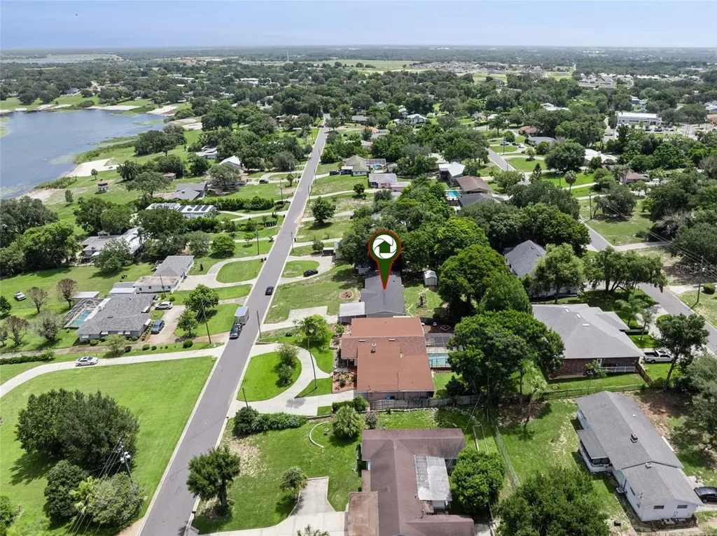 1024 Sunset Drive Lake Wales FL 33853