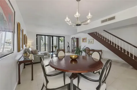 16 Carrion Court San Juan PR 00911