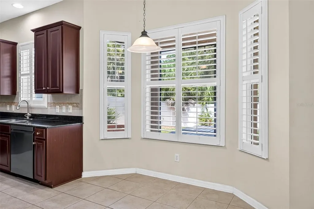 7906 Camden Woods Drive Tampa FL 33619