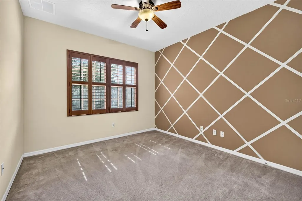 7906 Camden Woods Drive Tampa FL 33619