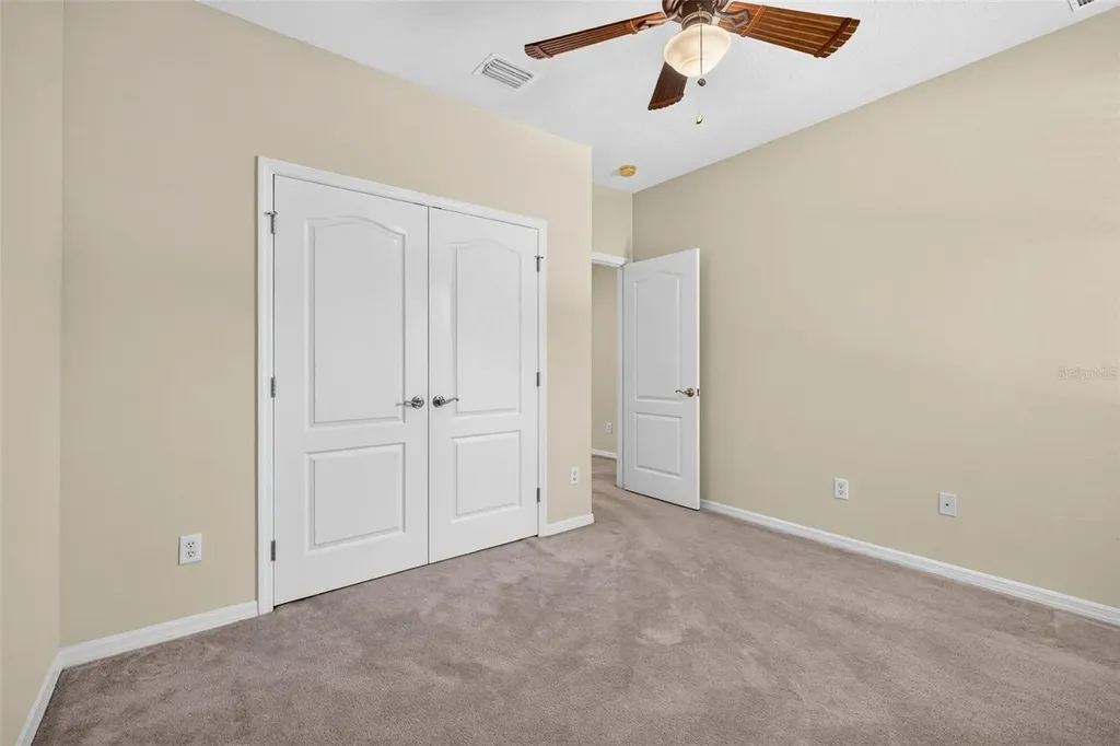 7906 Camden Woods Drive Tampa FL 33619