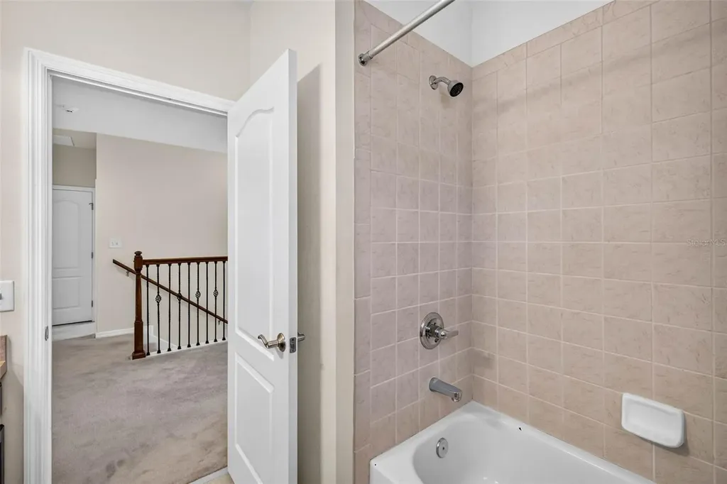 7906 Camden Woods Drive Tampa FL 33619