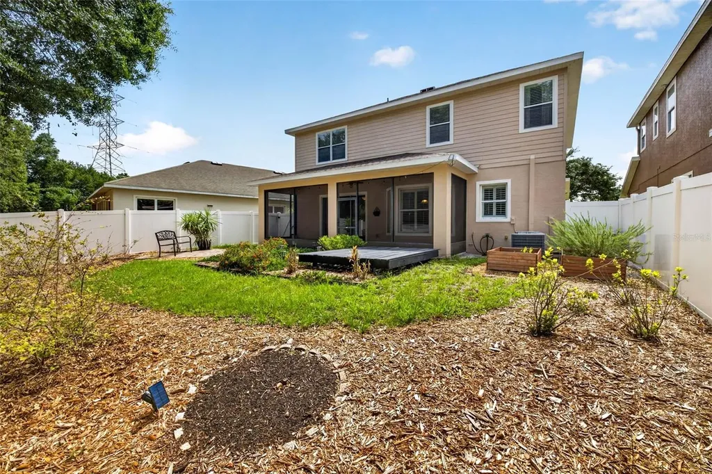 7906 Camden Woods Drive Tampa FL 33619