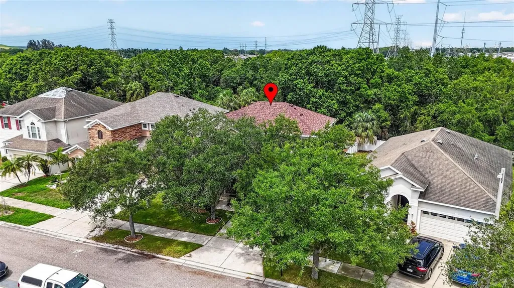 7906 Camden Woods Drive Tampa FL 33619