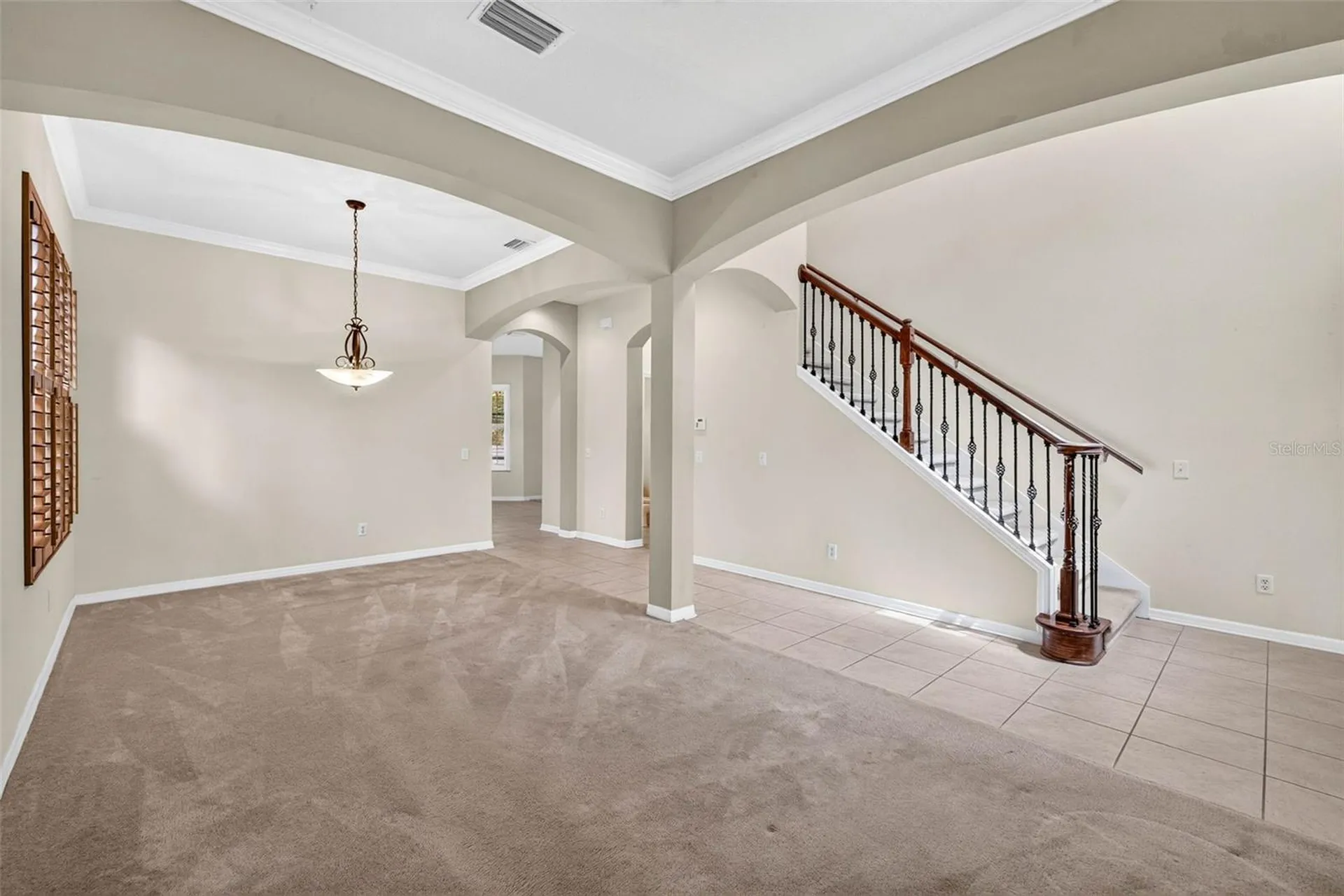 7906 Camden Woods Drive Tampa FL 33619