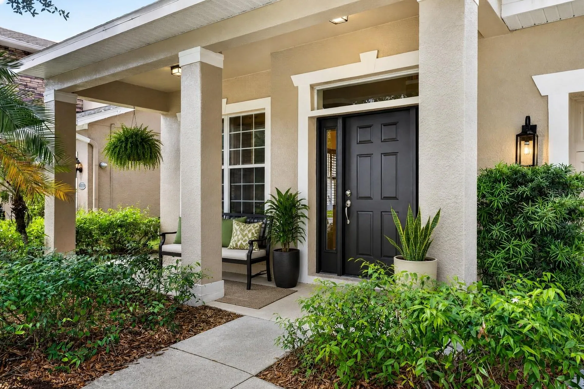 7906 Camden Woods Drive Tampa FL 33619