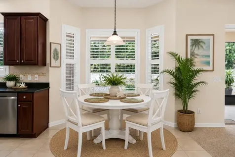 7906 Camden Woods Drive Tampa FL 33619
