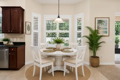 7906 Camden Woods Drive Tampa FL 33619
