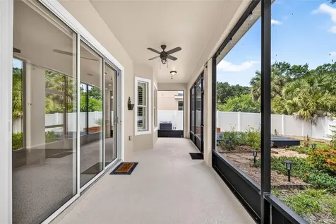 7906 Camden Woods Drive Tampa FL 33619