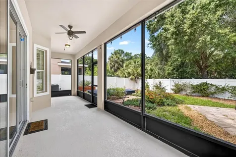 7906 Camden Woods Drive Tampa FL 33619