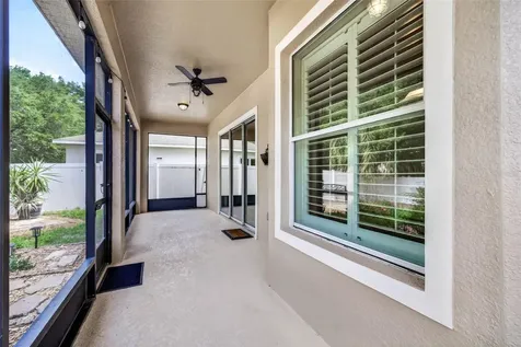 7906 Camden Woods Drive Tampa FL 33619