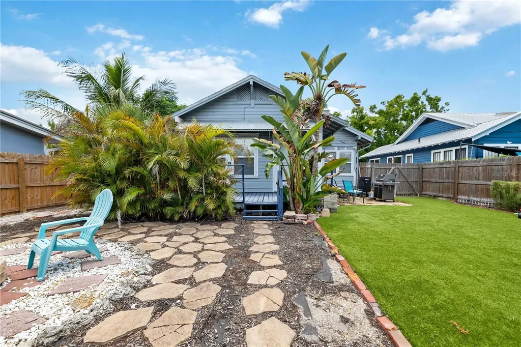 2314 7th Avenue W Bradenton FL 34205