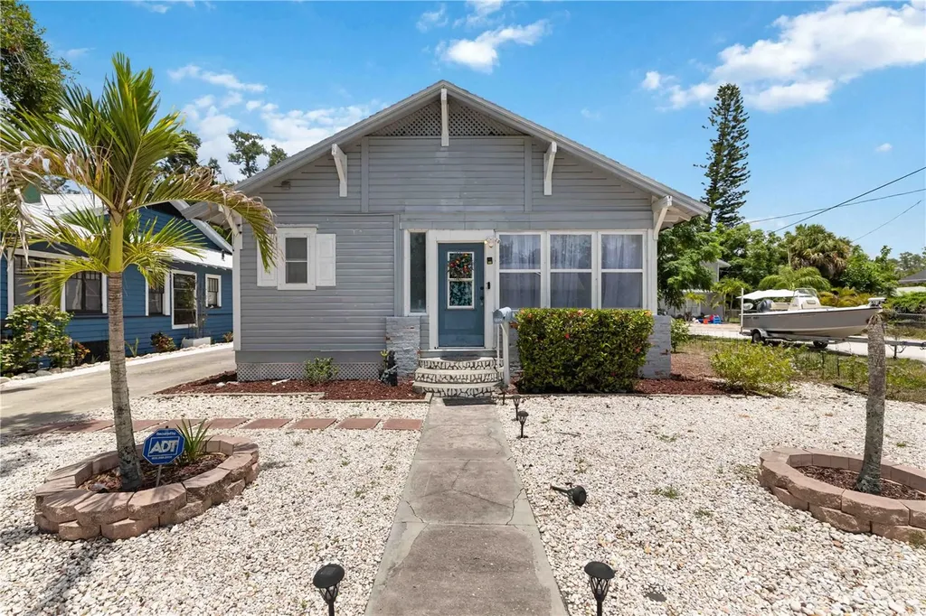 2314 7th Avenue W Bradenton FL 34205