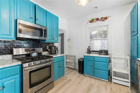 2314 7th Avenue W Bradenton FL 34205