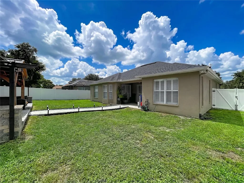 1748 Brookstone Way Plant City FL 33566