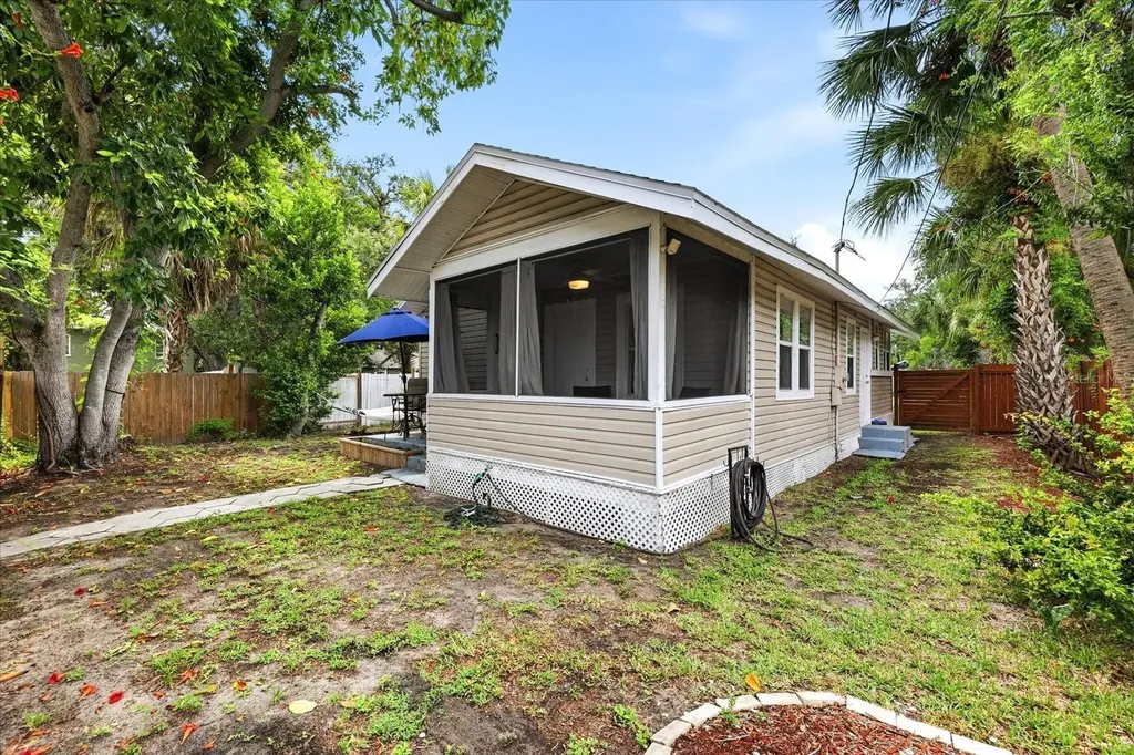 1161 Newton Avenue S St Petersburg FL 33705