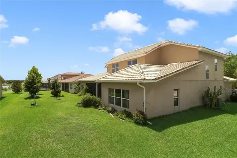2300 Eagle Talon Court Kissimmee FL 34746
