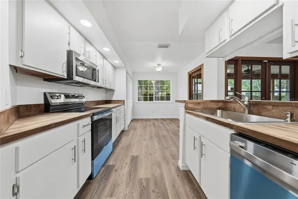 1356 6th Street Orange City FL 32763