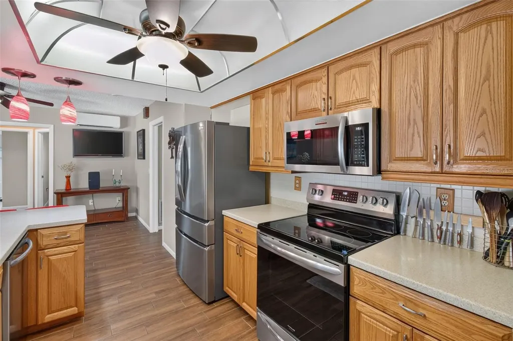 2221 Colonial Drive Dunedin FL 34698