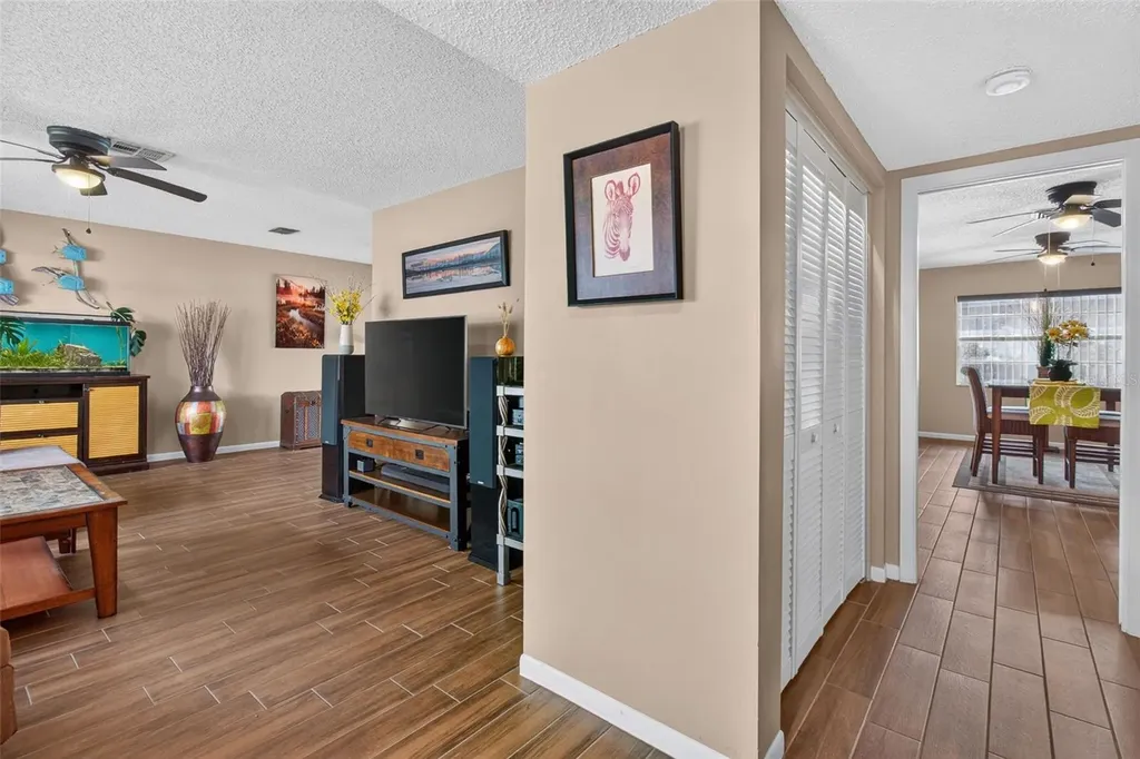 2221 Colonial Drive Dunedin FL 34698