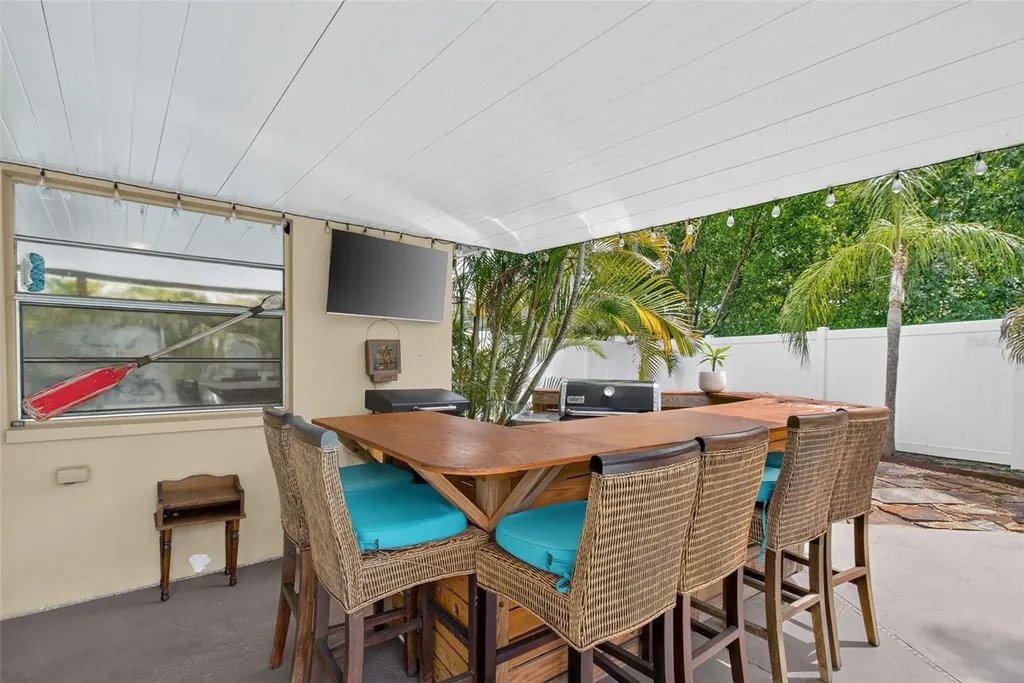 2221 Colonial Drive Dunedin FL 34698