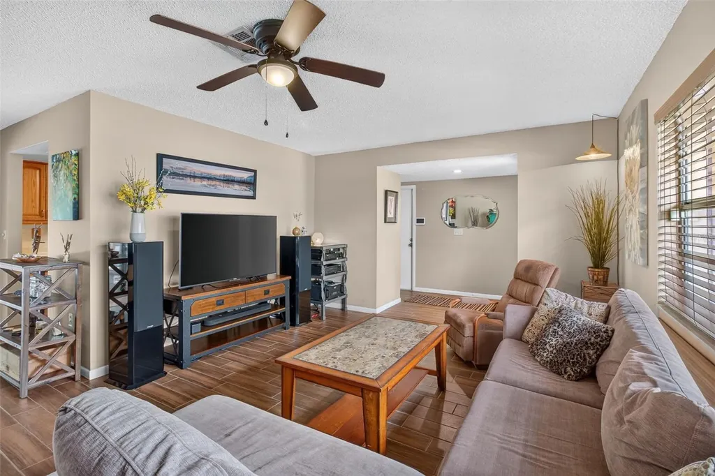 2221 Colonial Drive Dunedin FL 34698