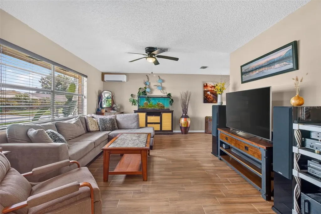 2221 Colonial Drive Dunedin FL 34698