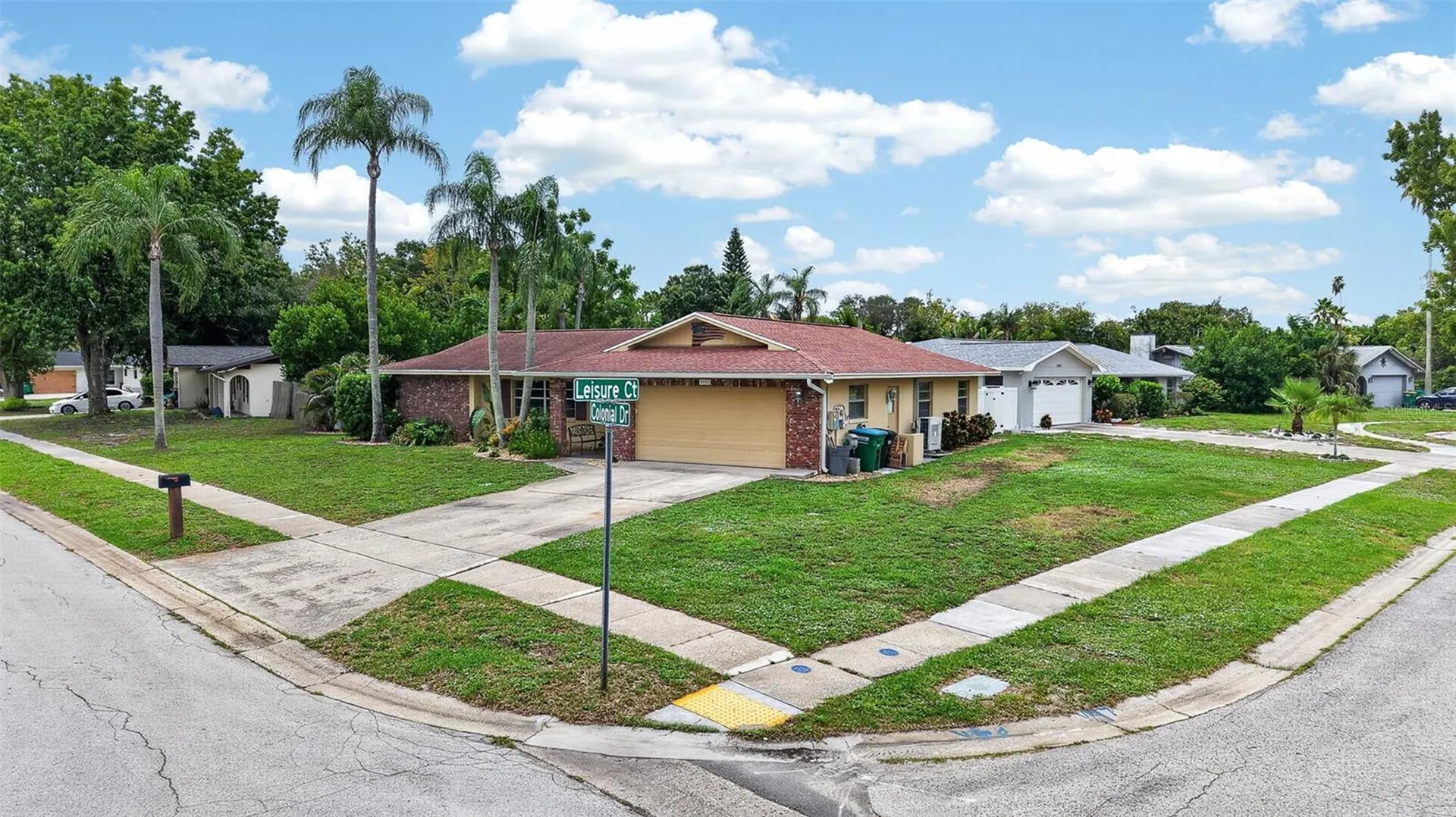 2221 Colonial Drive Dunedin FL 34698