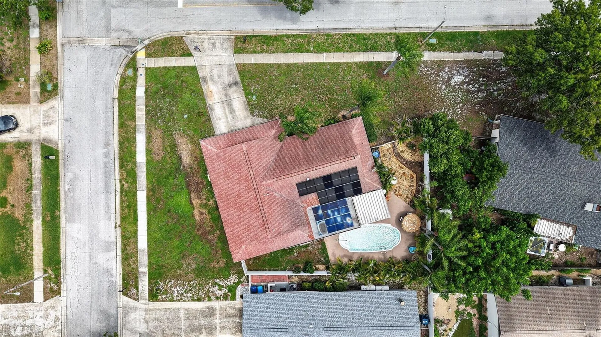 2221 Colonial Drive Dunedin FL 34698