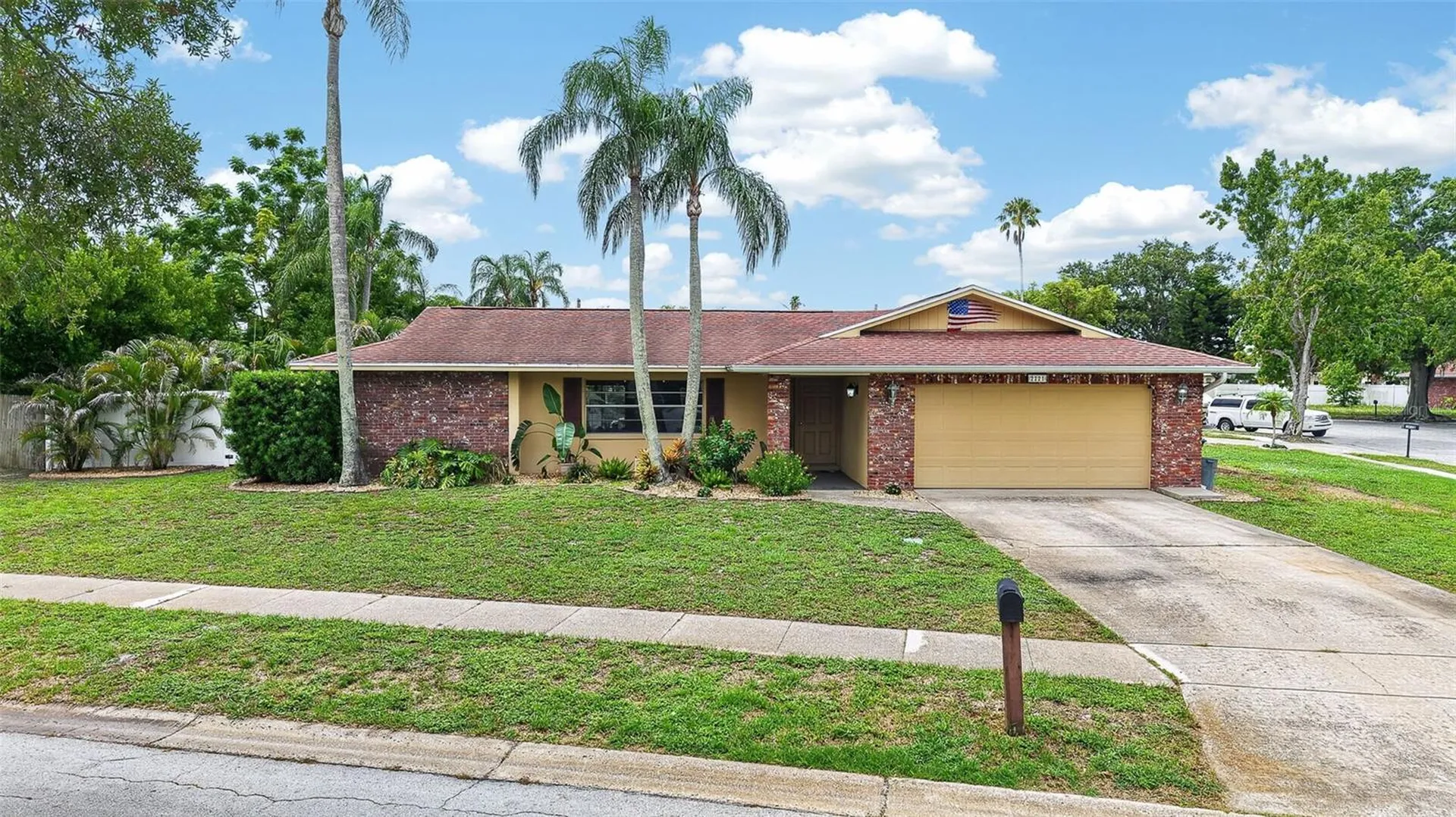 2221 Colonial Drive Dunedin FL 34698