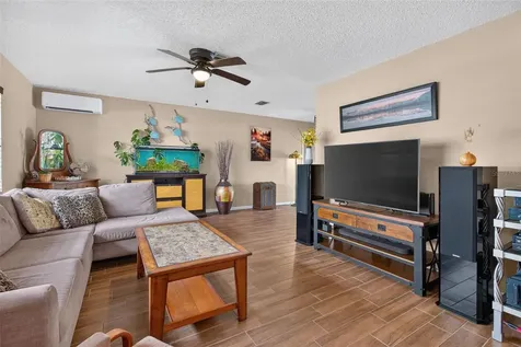 2221 Colonial Drive Dunedin FL 34698