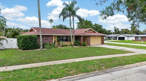 2221 Colonial Drive Dunedin FL 34698