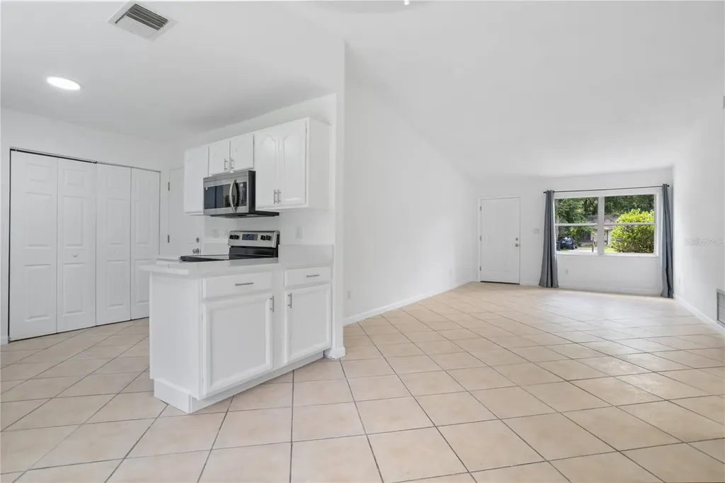 1921 Bonneville Drive Orlando FL 32826