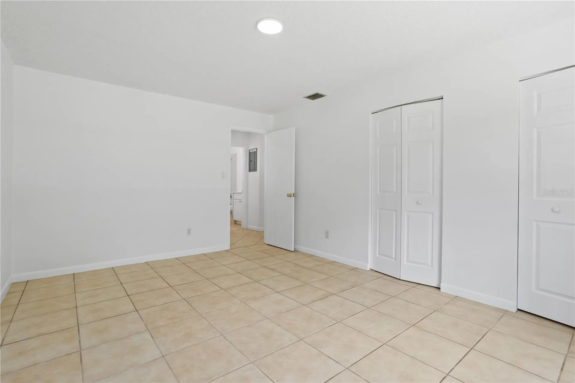 1921 Bonneville Drive Orlando FL 32826