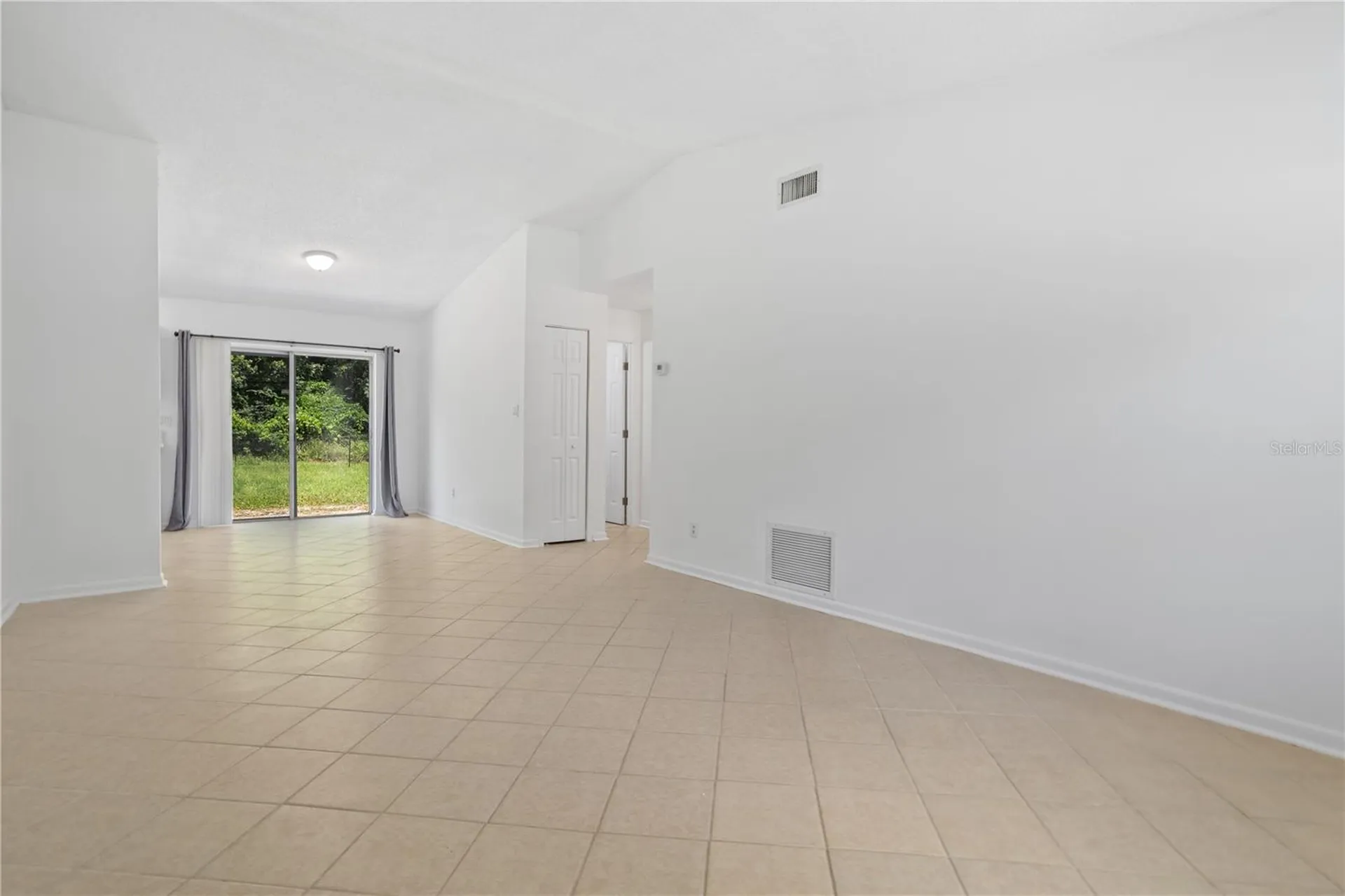 1921 Bonneville Drive Orlando FL 32826