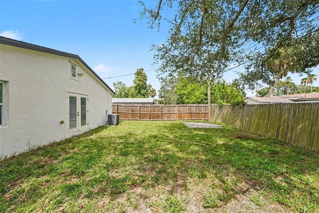 1778 New Hampshire Avenue NE St Petersburg FL 33703