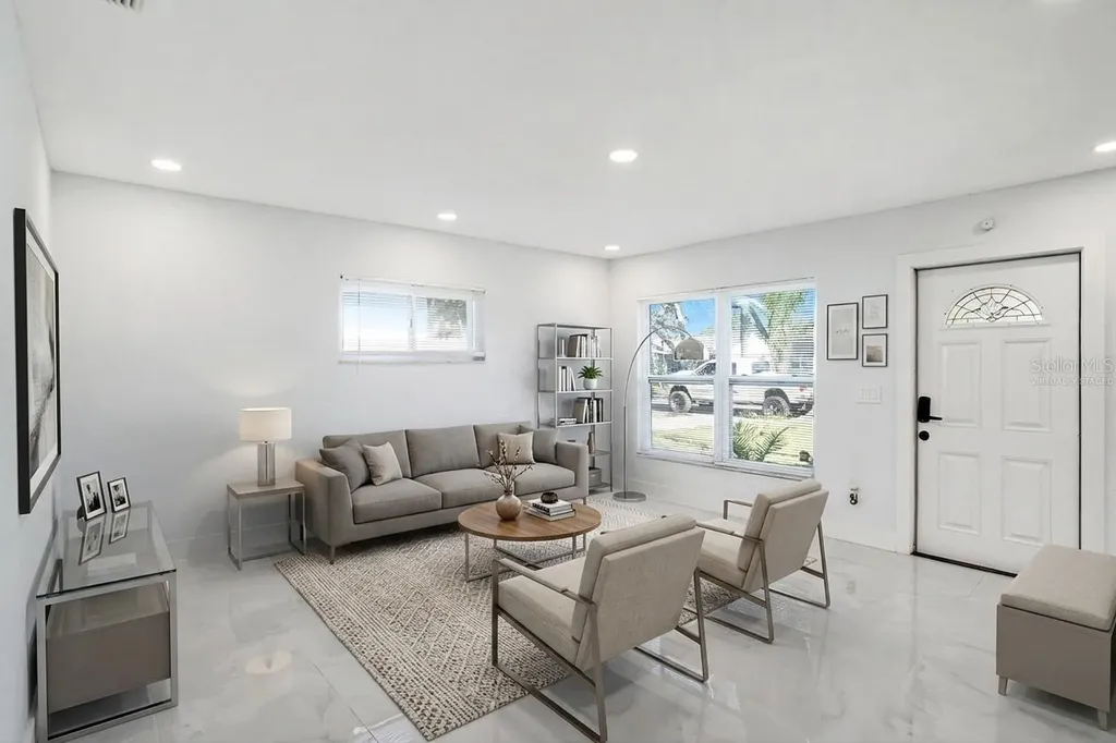 1778 New Hampshire Avenue NE St Petersburg FL 33703