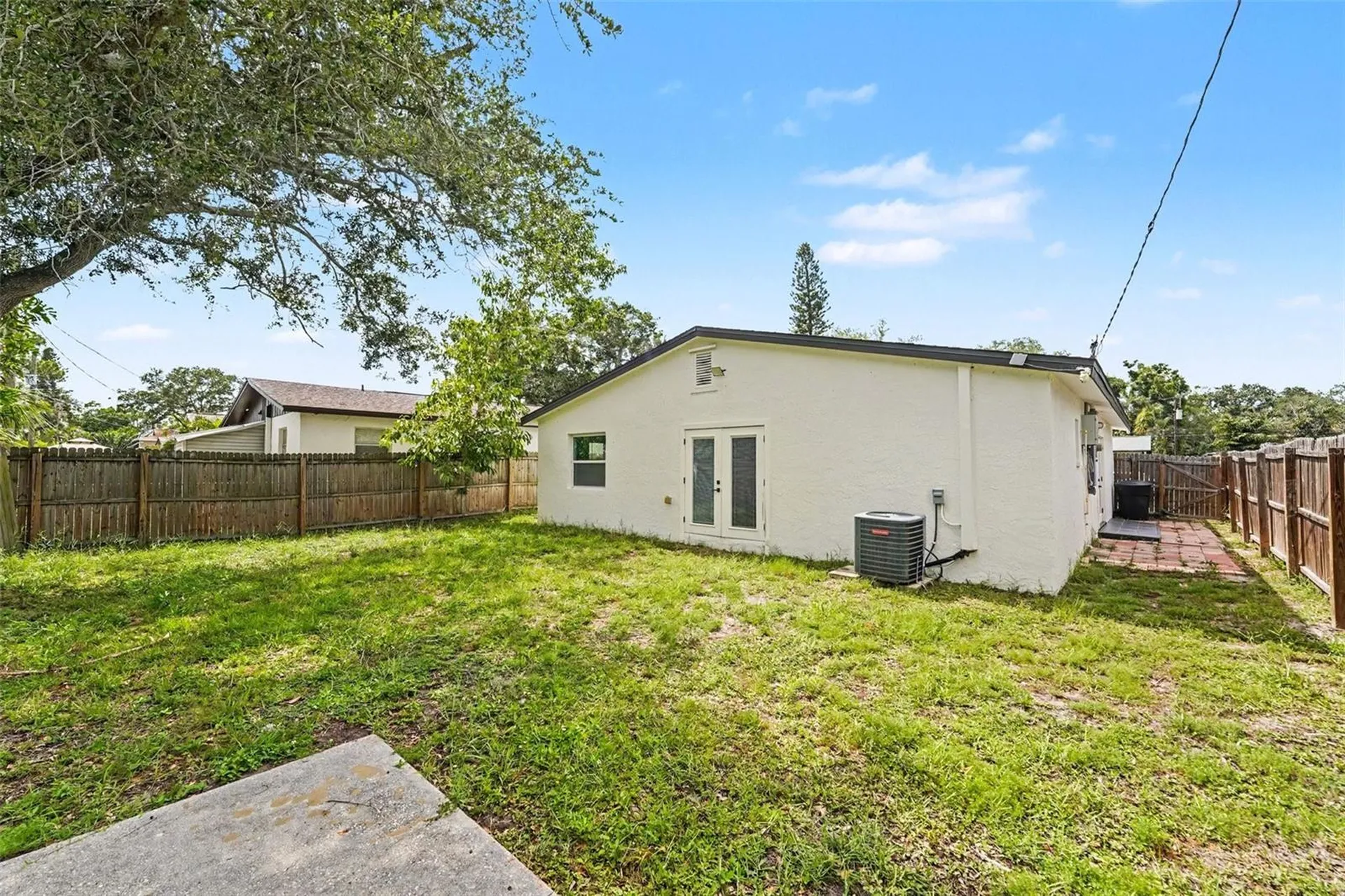 1778 New Hampshire Avenue NE St Petersburg FL 33703