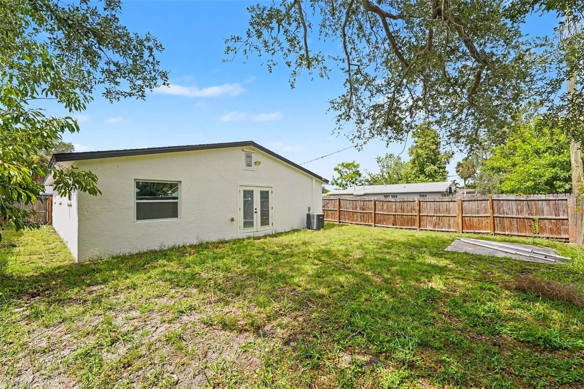 1778 New Hampshire Avenue NE St Petersburg FL 33703