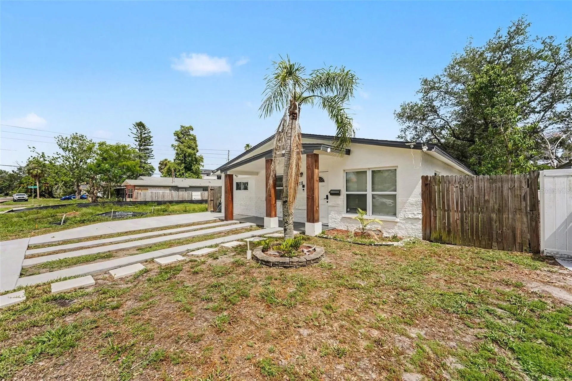 1778 New Hampshire Avenue NE St Petersburg FL 33703