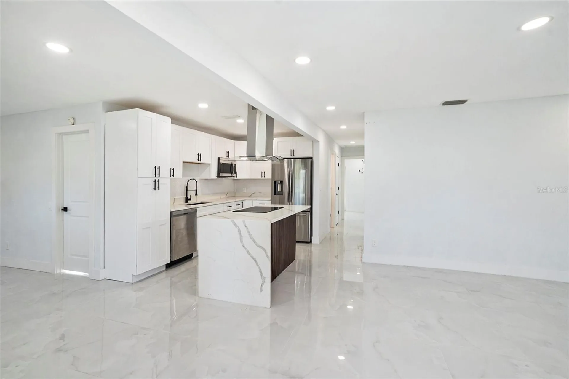 1778 New Hampshire Avenue NE St Petersburg FL 33703
