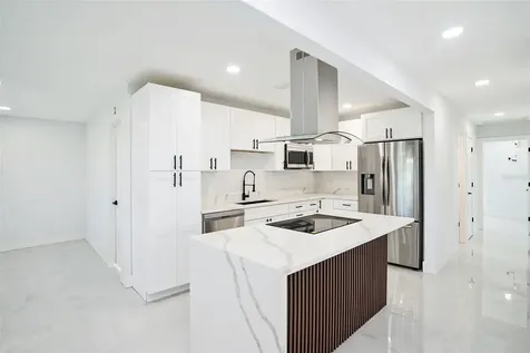 1778 New Hampshire Avenue NE St Petersburg FL 33703