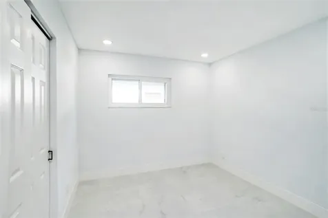 1778 New Hampshire Avenue NE St Petersburg FL 33703