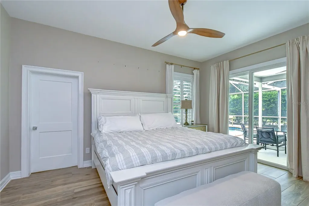 3530 Fox Squirrel Lane Valrico FL 33596