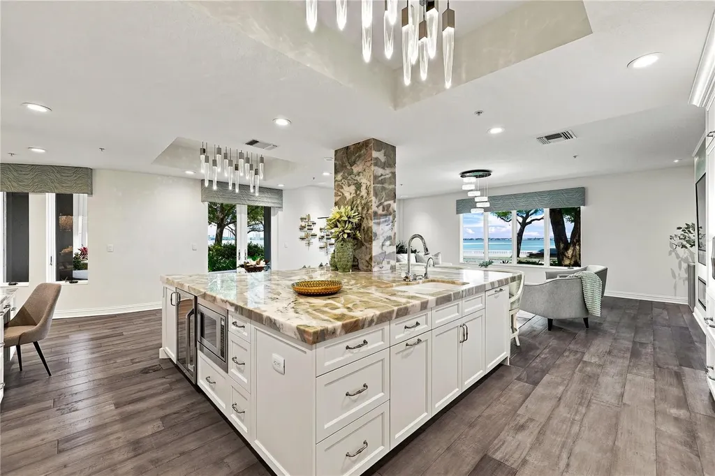 3507 Bayshore Boulevard Tampa FL 33629