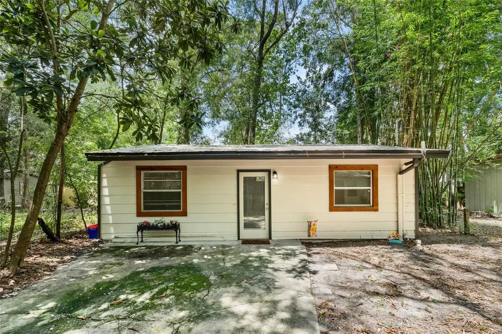 4156 NW 10th Street Gainesville FL 32609