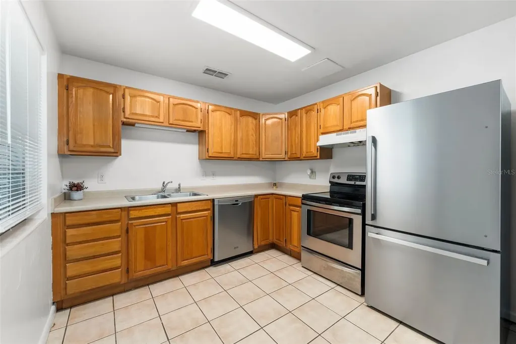 4156 NW 10th Street Gainesville FL 32609