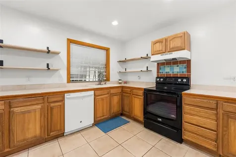 4156 NW 10th Street Gainesville FL 32609