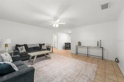 4156 NW 10th Street Gainesville FL 32609